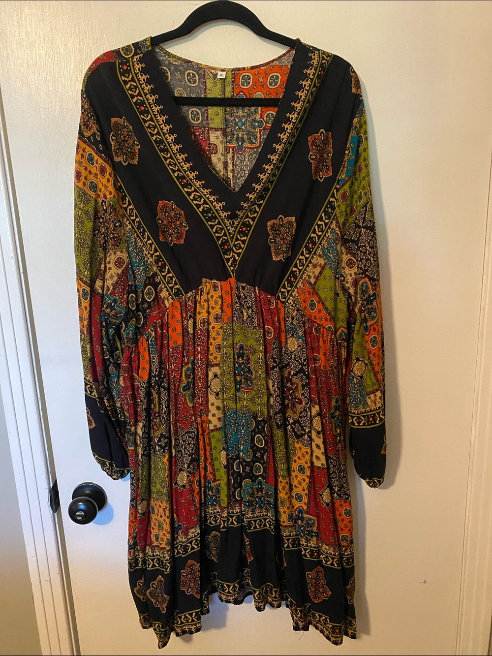 Multicolor Long-Sleeve V-Neck Bohemian Midi Dress